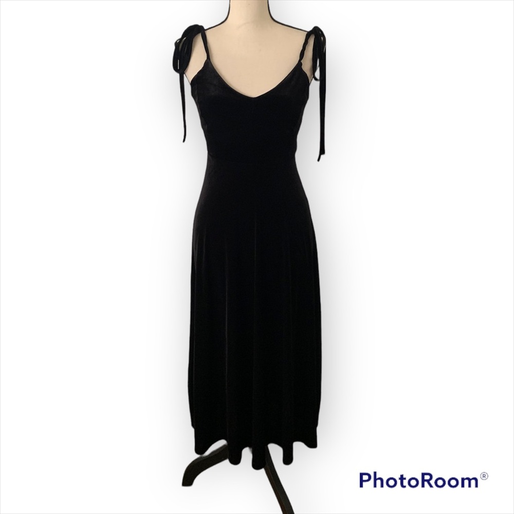 Pixie Market black velvet midi dress size S